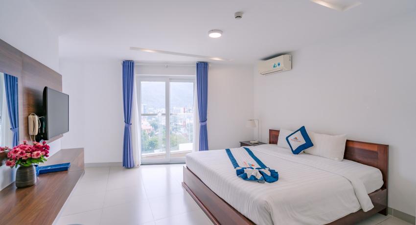 Deluxe Seaview