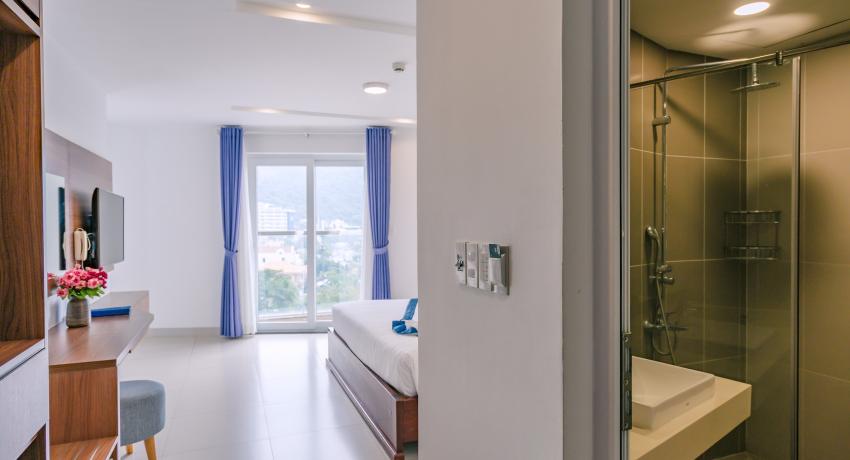 Deluxe Seaview