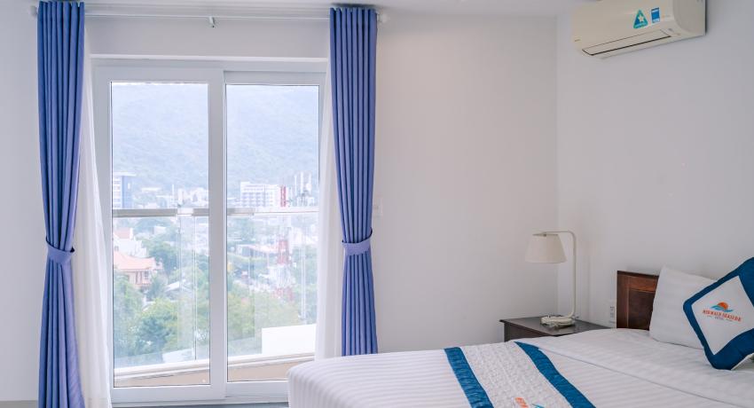 Deluxe Seaview