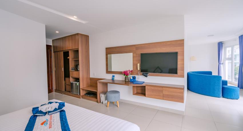 Deluxe Seaview
