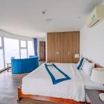 Mermaid Seaview
