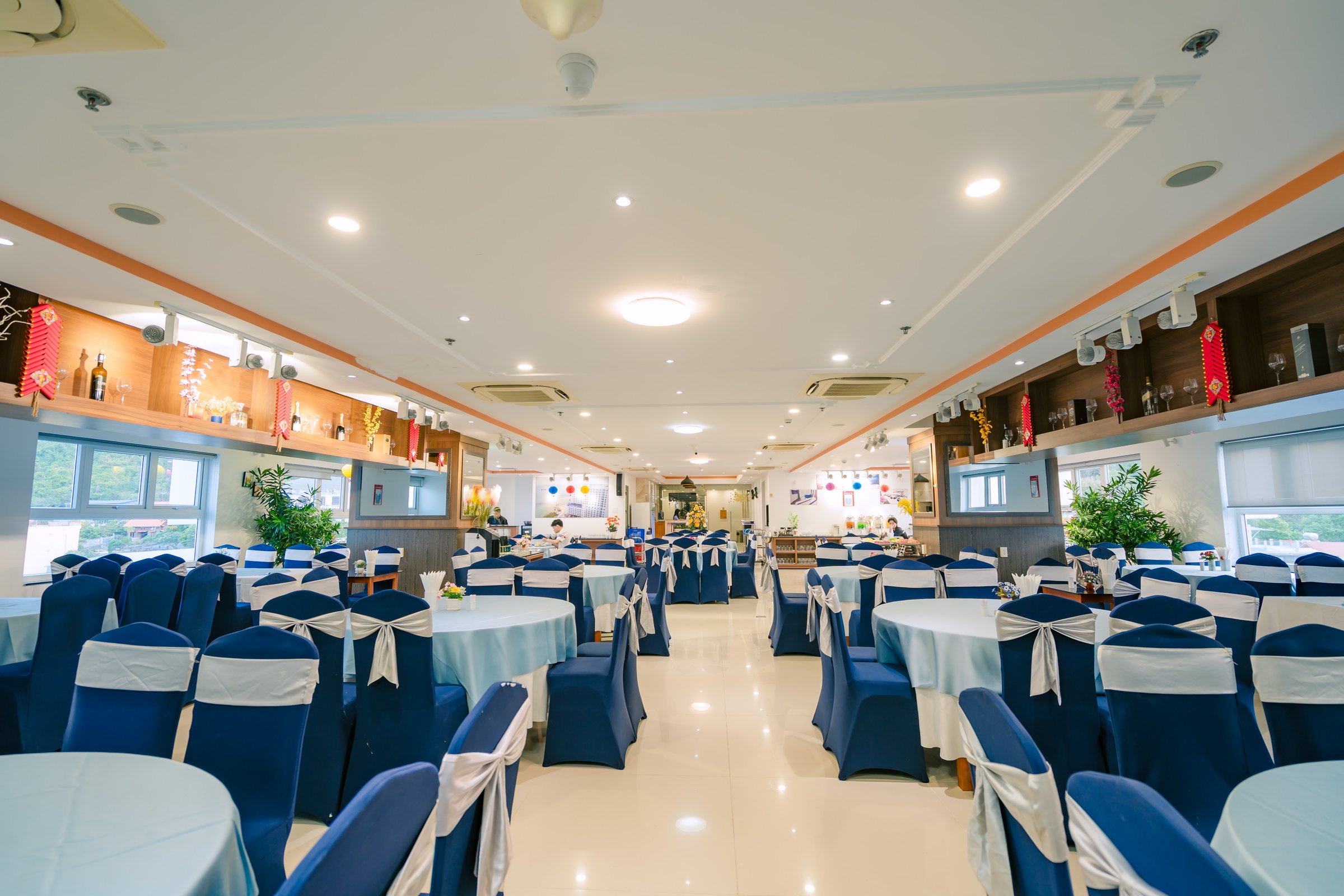BUFFET SÁNG TẠI MELODY RESTAURANT LẦU 8