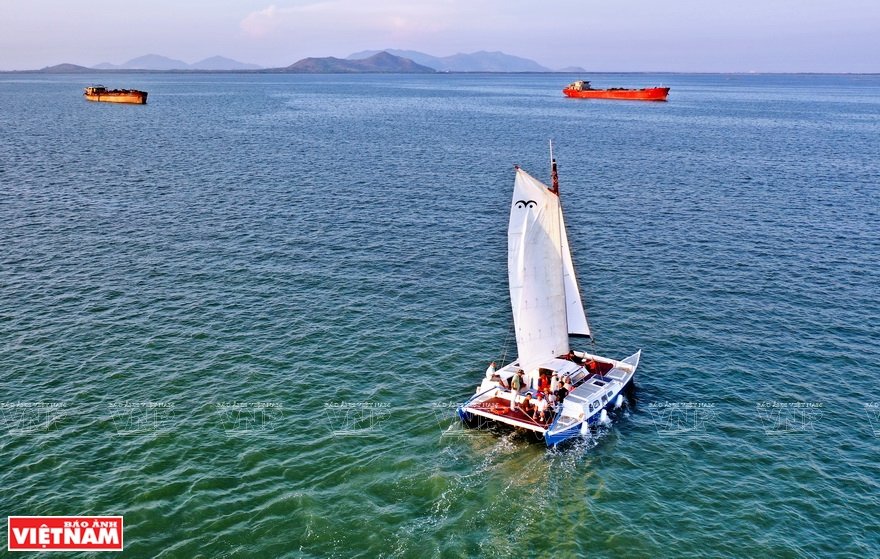 Vũng Tàu - nơi biển xanh vẫy gọi